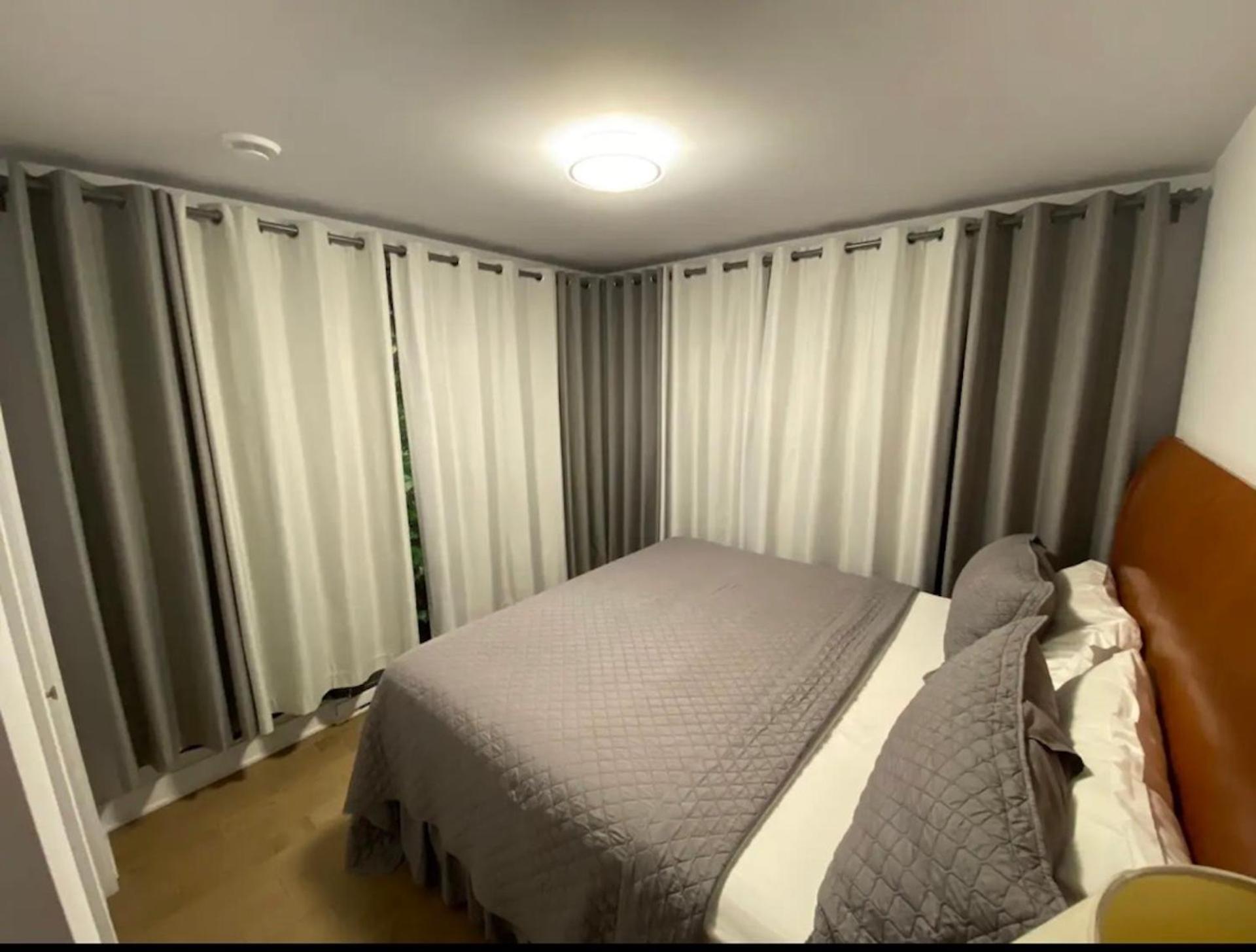 Le Bijou Airhome One Or Two Bedroom Suite Montreal Luaran gambar