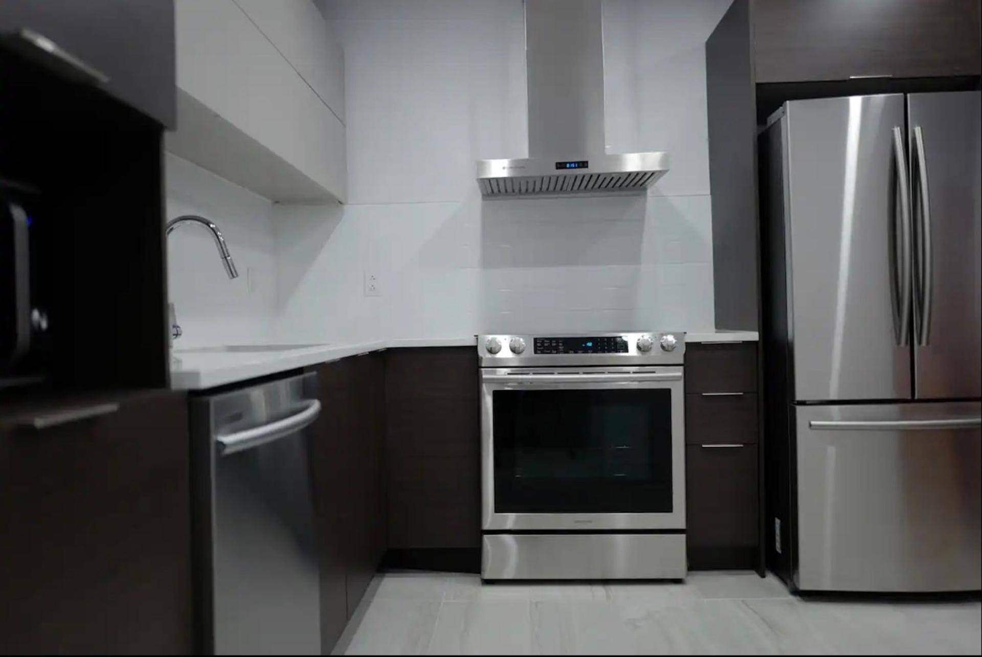 Le Bijou Airhome One Or Two Bedroom Suite Montreal Luaran gambar