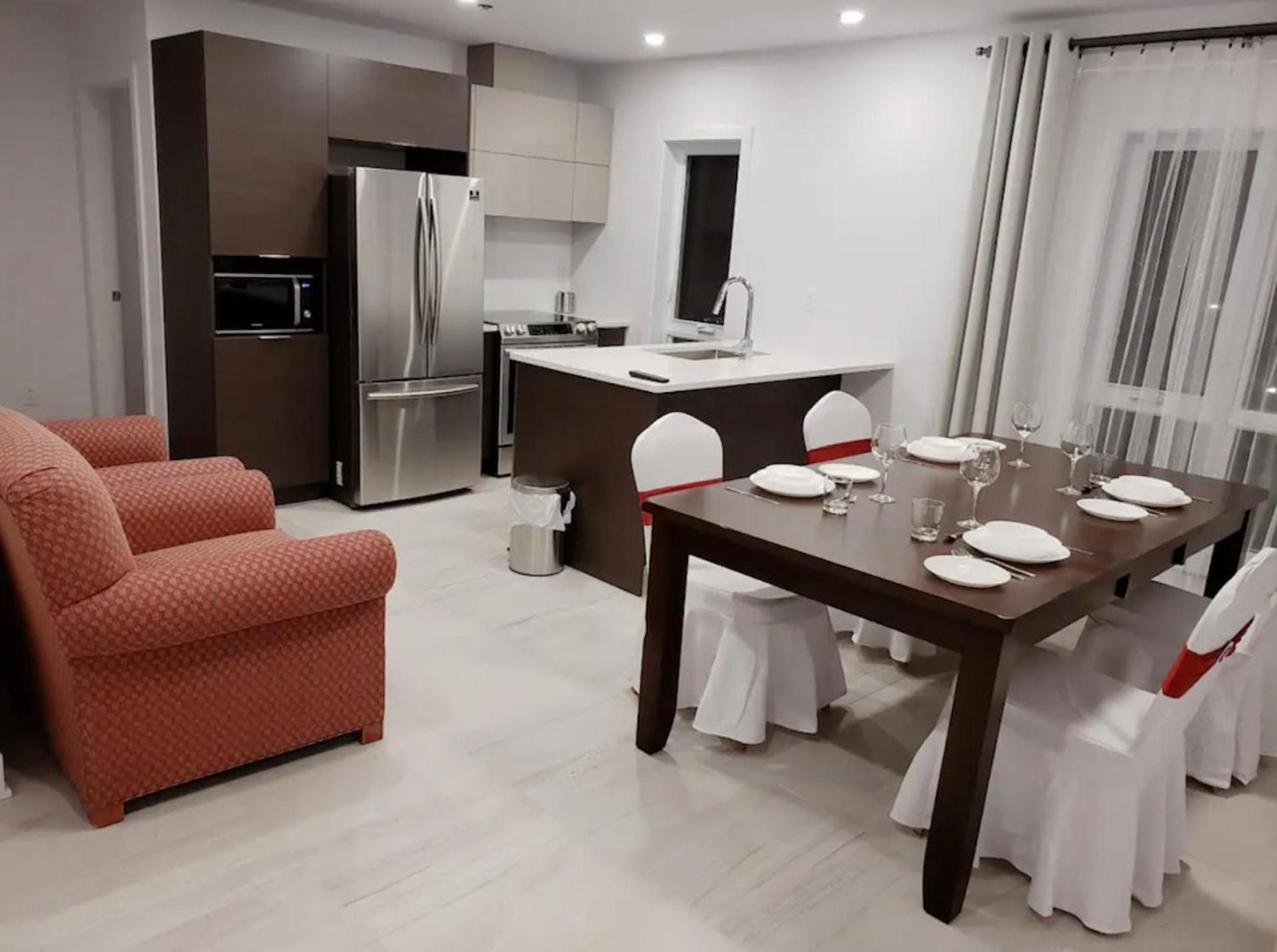 Le Bijou Airhome One Or Two Bedroom Suite Montreal Luaran gambar